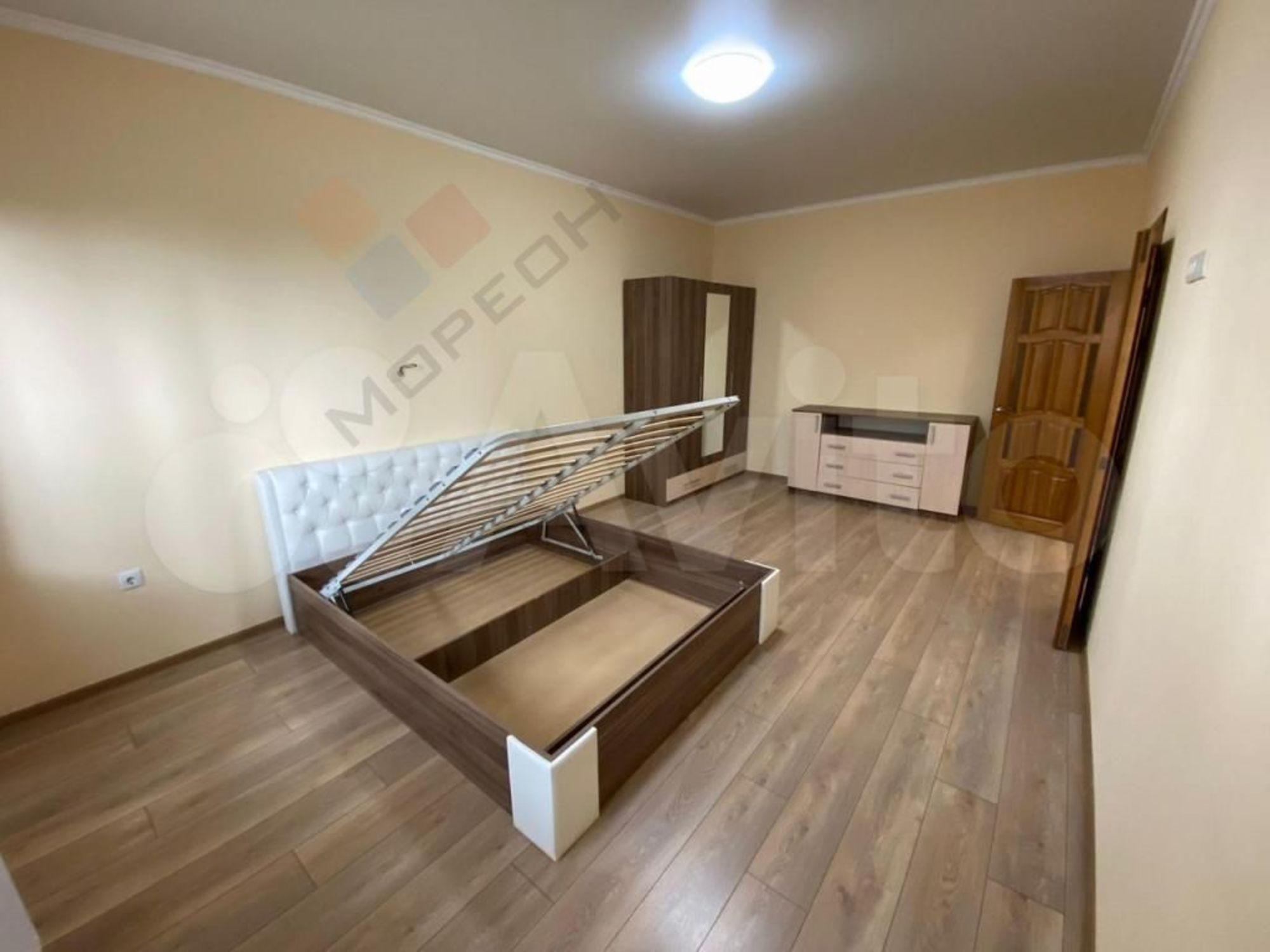 Купить квартиру за 11 000 000 рублей на Вишняковой ул, 1/23 к2