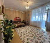 1-комн, 53кв м, этаж 4/4 Городская ул, 18
