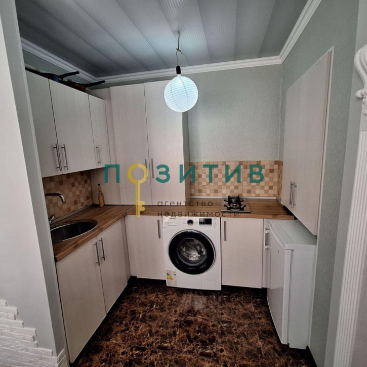 3-комн квартира Кирова пр-кт, 77