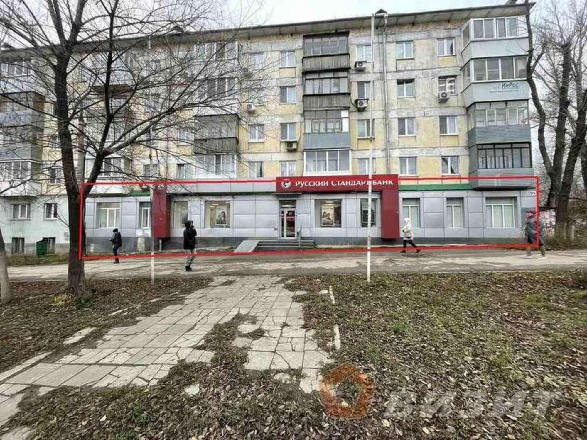 Купить торговое помещение за 74 800 000 рублей на Гагарина улица, 95