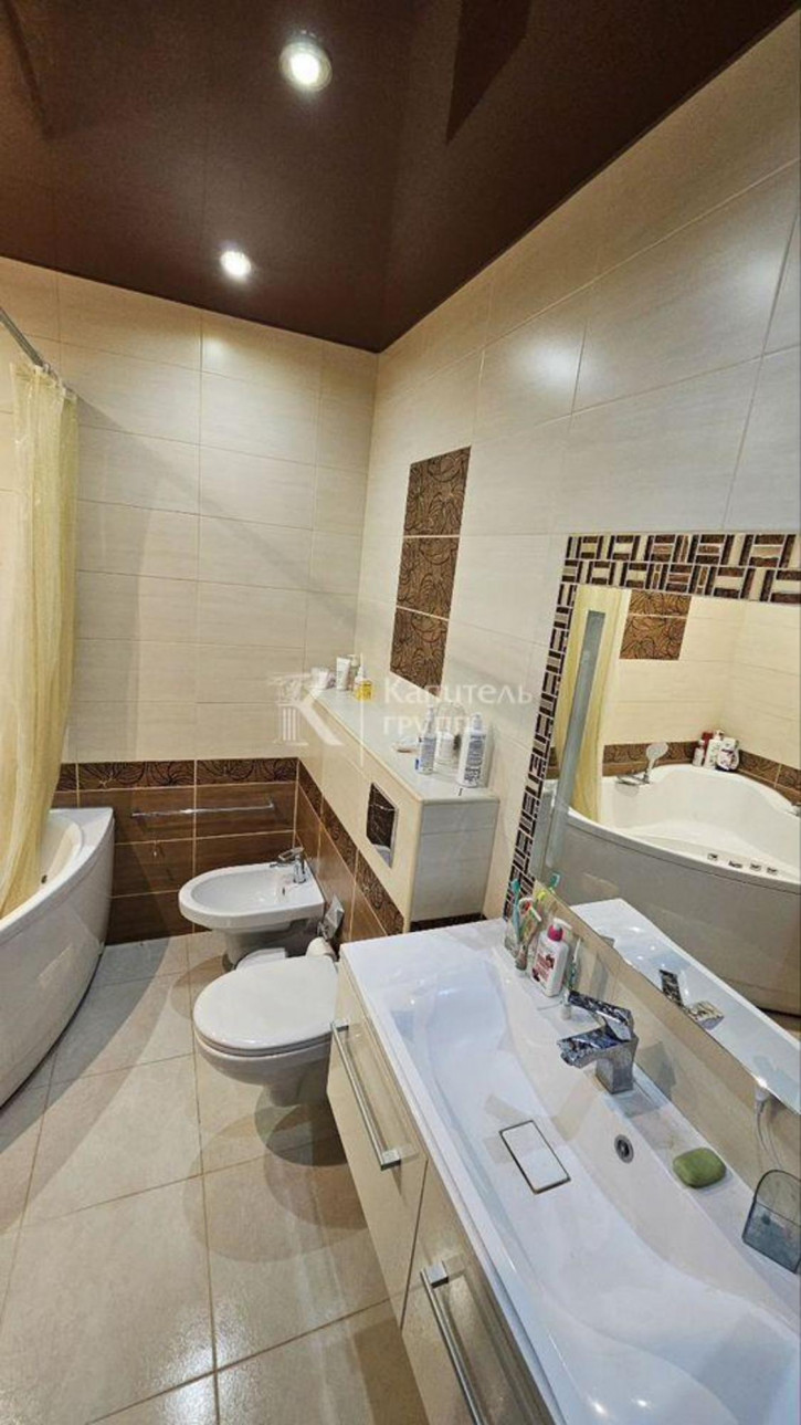 2-комн квартира ул Немцова, 4
