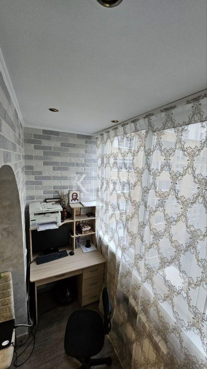 2-комн квартира ул Немцова, 4