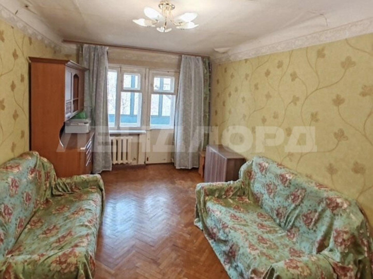 3-комн квартира улица Смены, 21