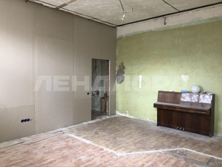 3-комн квартира улица Горького, 6