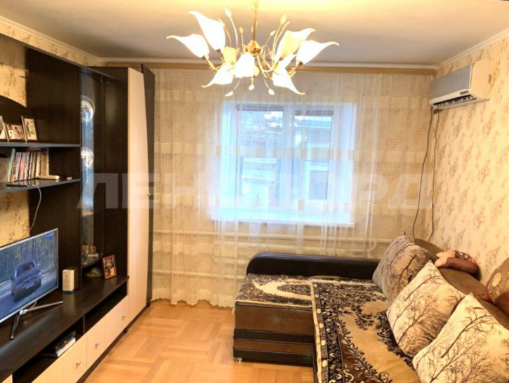 3-комн квартира Александровская улица, 87