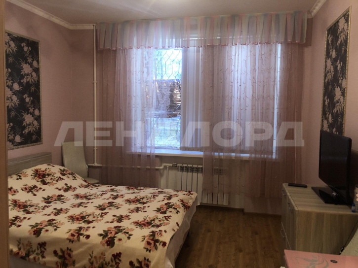 5-комн квартира улица Свободы, 23