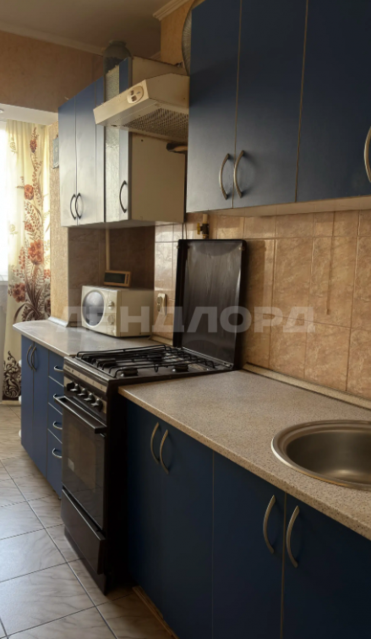2-комн квартира бульвар Комарова, 12/2А