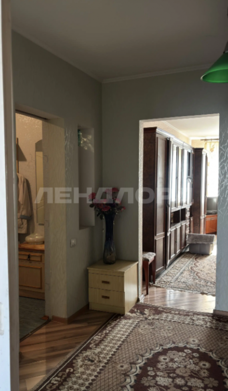 2-комн квартира бульвар Комарова, 12/2А
