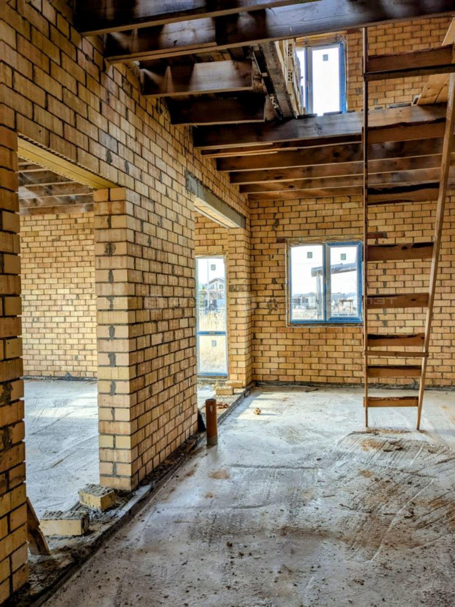 Купить дачу, дом, коттедж за 5 980 000 рублей на ул. Клубничная, дом 3