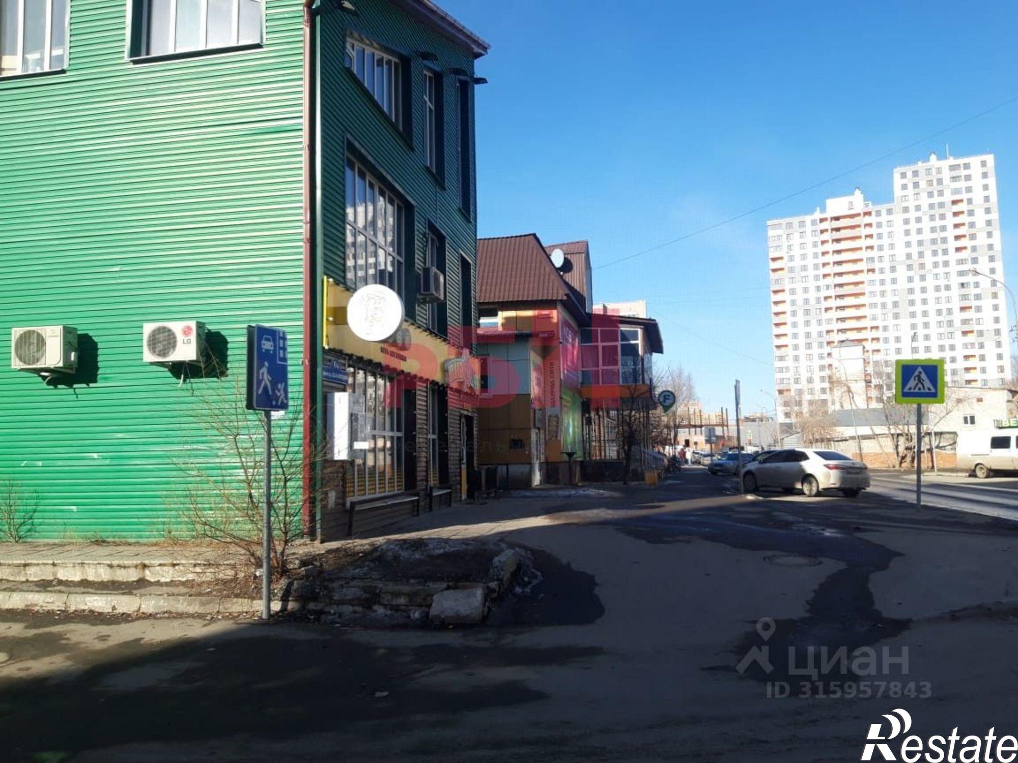 Купить торговое помещение за 24 915 300 рублей на Шаимский проезд, 3