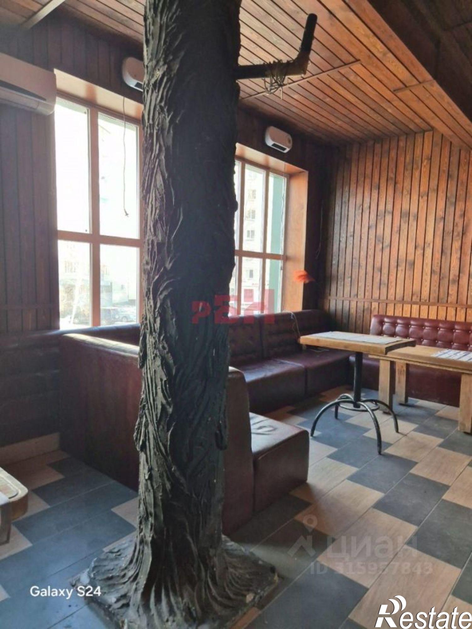 Купить торговое помещение за 24 915 300 рублей на Шаимский проезд, 3