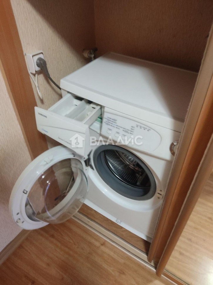 Комната улица Балакирева