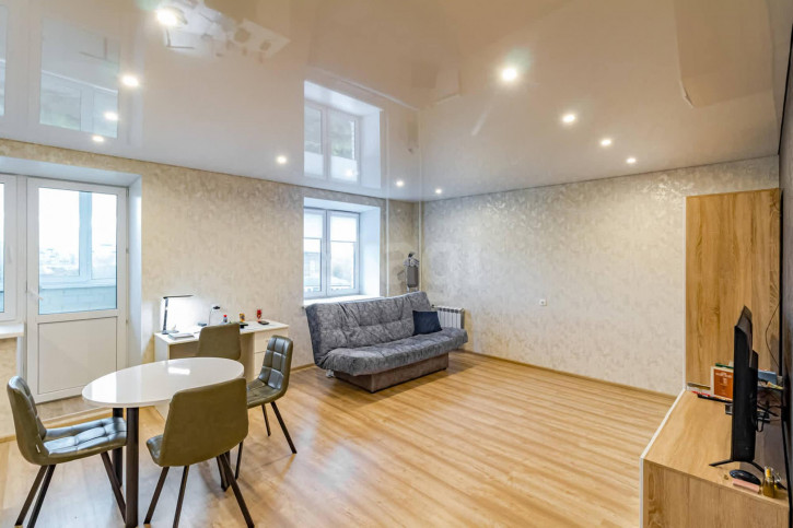 2-комн квартира улица Космонавта Беляева, 32к1