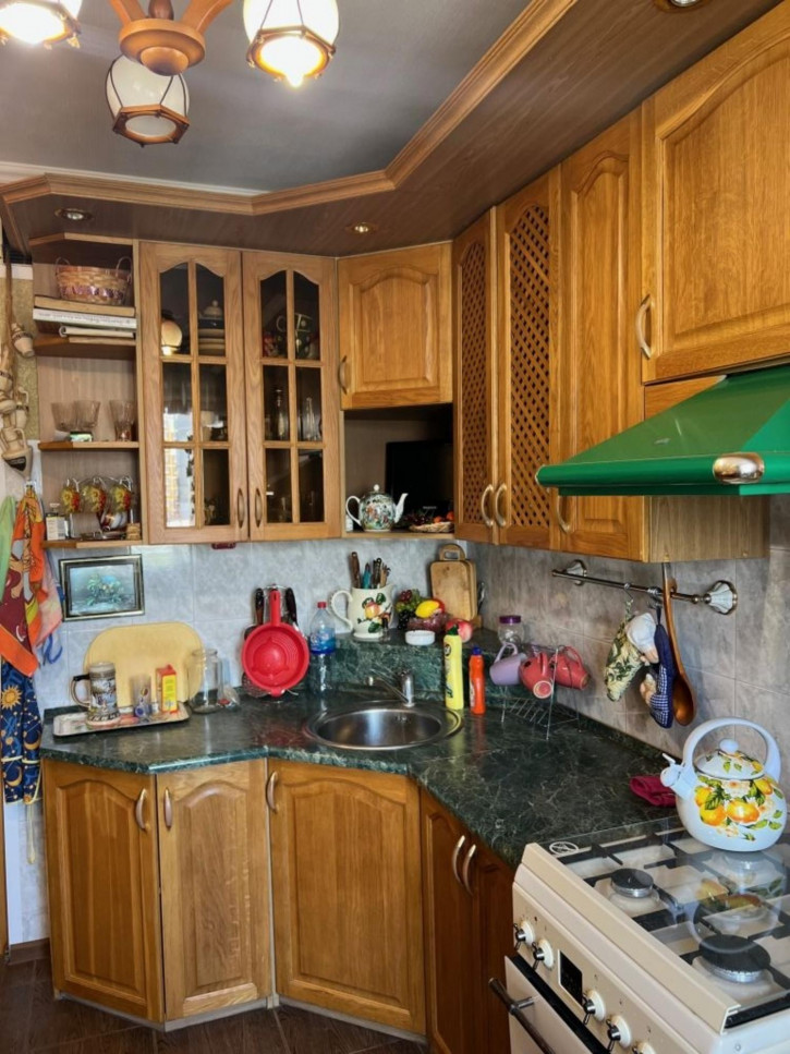 3-комн квартира Генерала Зимина ул, 41