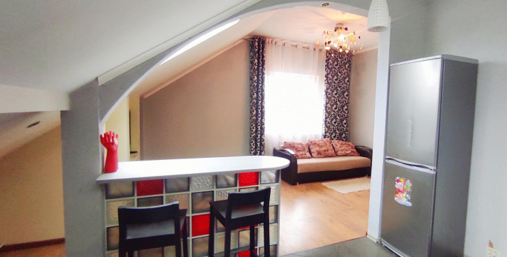 3-комн квартира Осетровский пер., 3