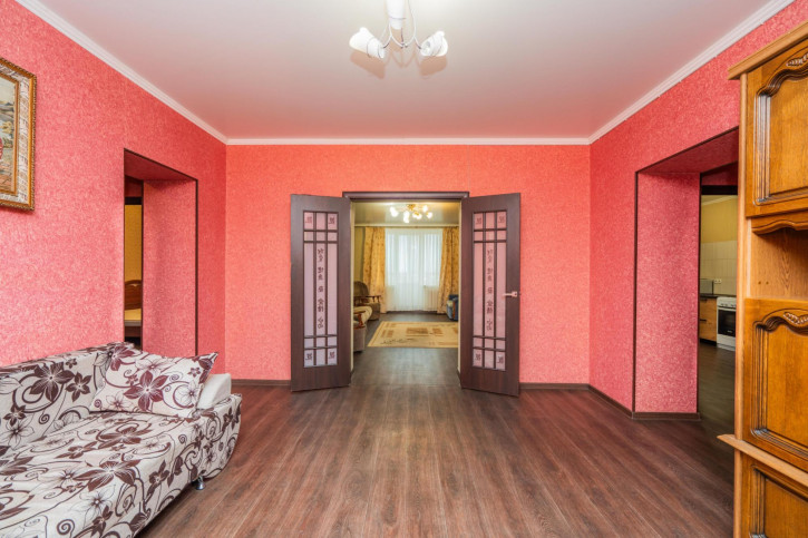 2-комн квартира Революции проспект, 9А