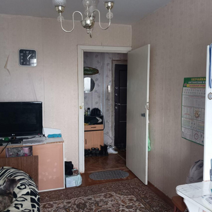 3-комн квартира Кирова улица, 106