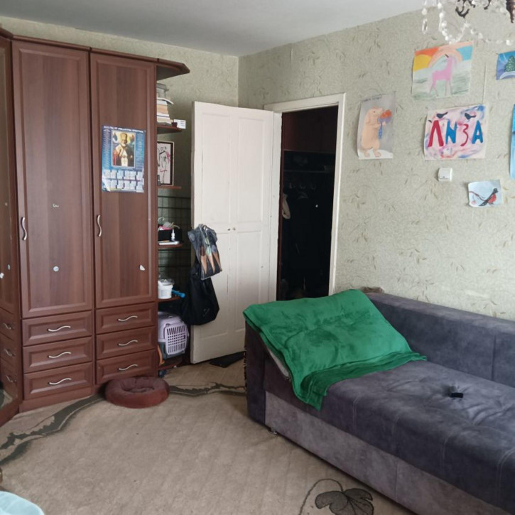 3-комн квартира Кирова улица, 106