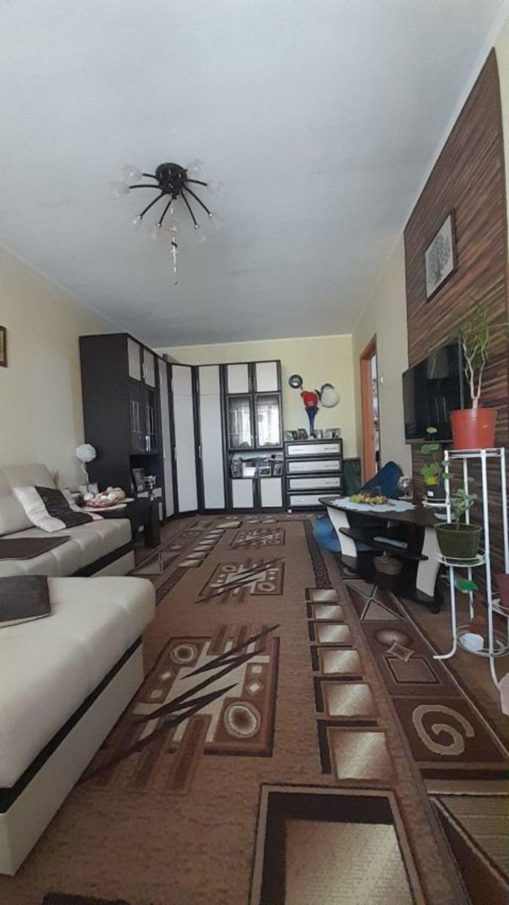 2-комн квартира 3 микрорайон, 20