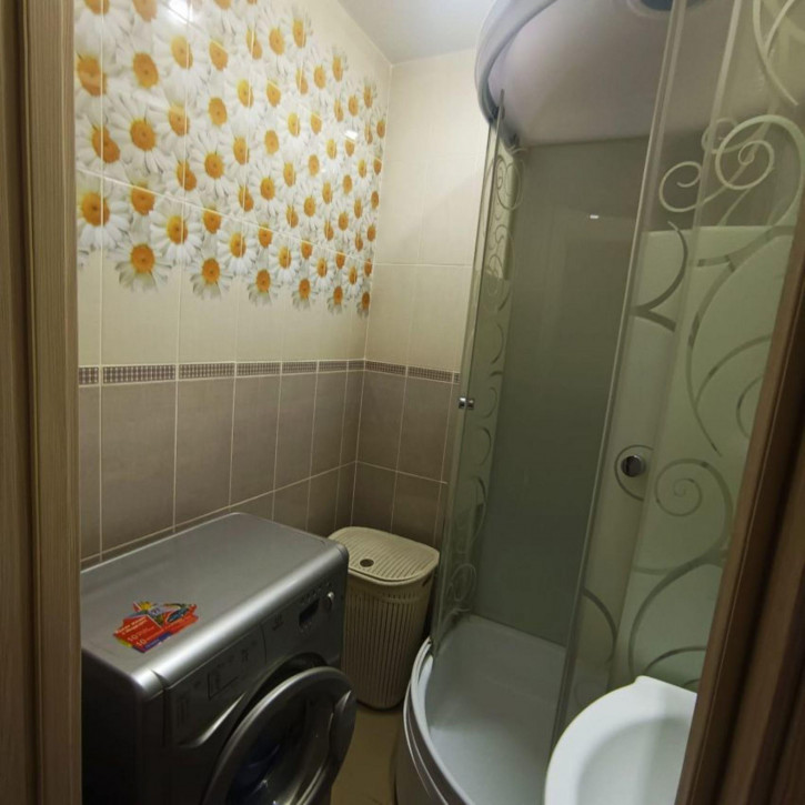 2-комн квартира Некрасова улица, 30