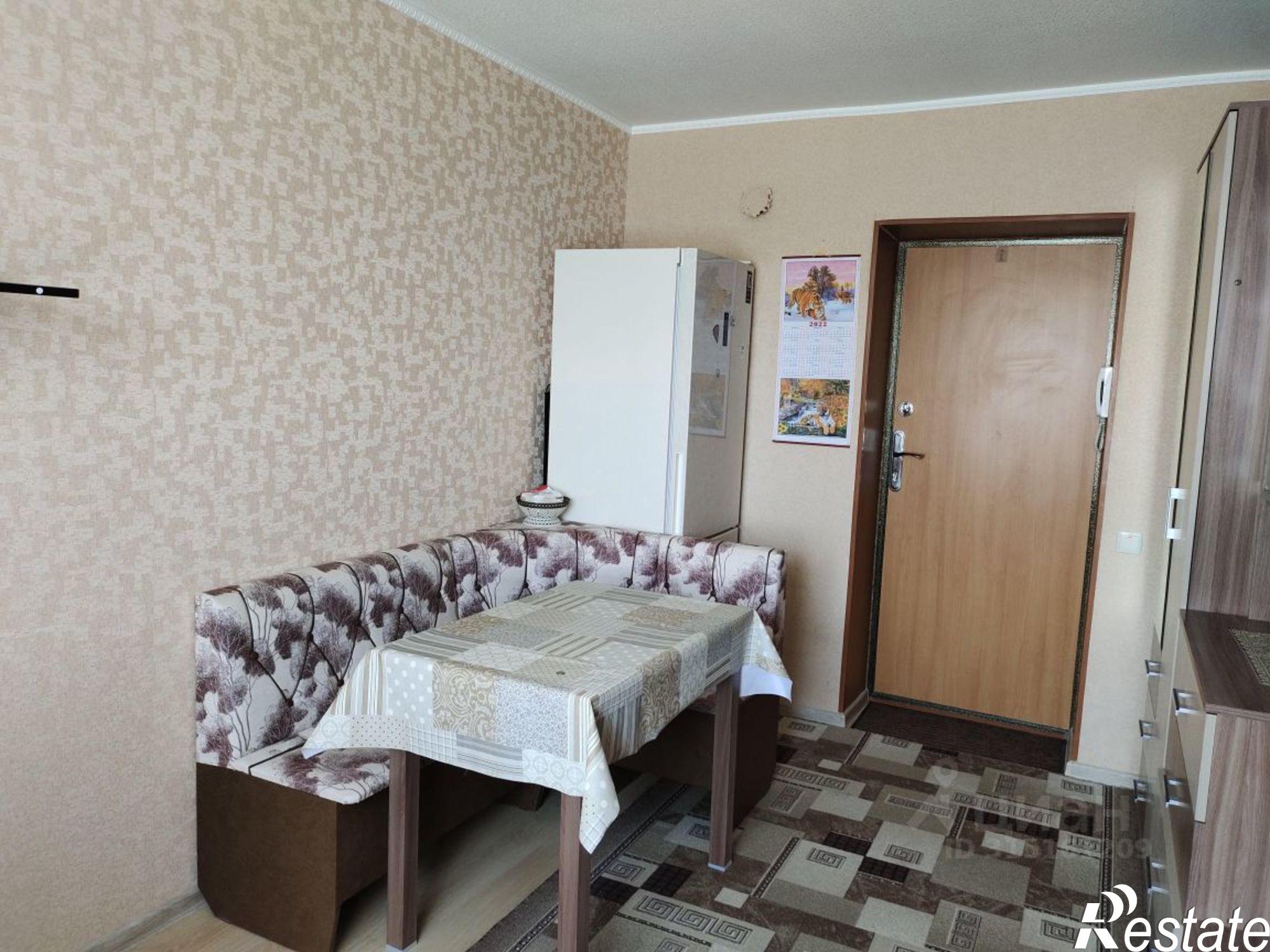 Сдать комнату за 10 000 рублей на улица Платова, 40