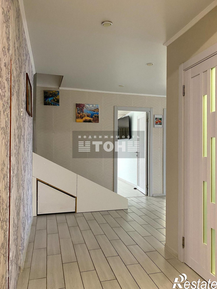 4-комн квартира Новороссийская 135