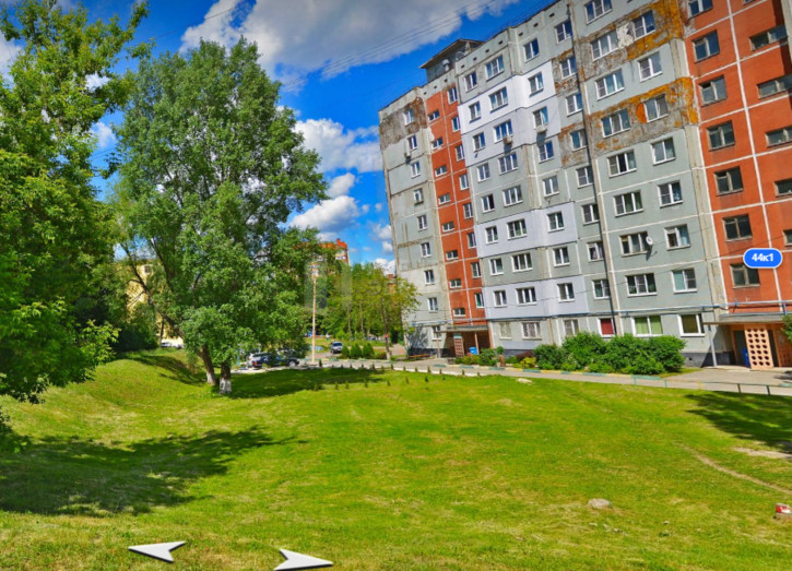 2-комн квартира Мезенцева ул., 44, к 1