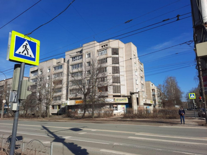 2-комн квартира Полка Нормандия-Неман ул, 84