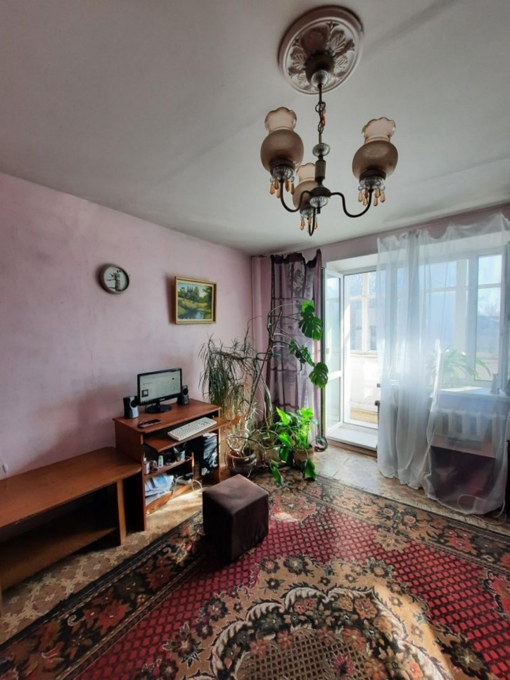 2-комн квартира Полка Нормандия-Неман ул, 84