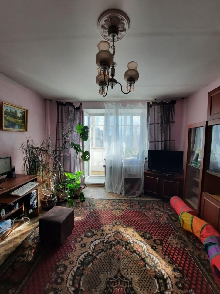 2-комн квартира Полка Нормандия-Неман ул, 84