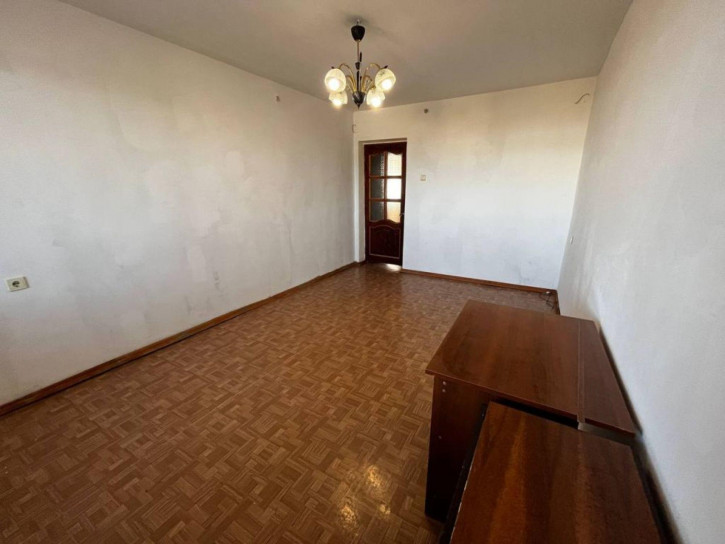 3-комн квартира Победы ул, 63