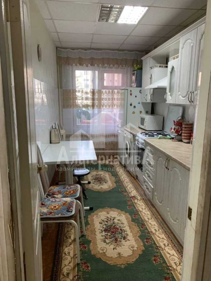 2-комн квартира Орджоникидзе ул.