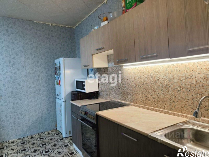 Комната 3 Интернационала, 81
