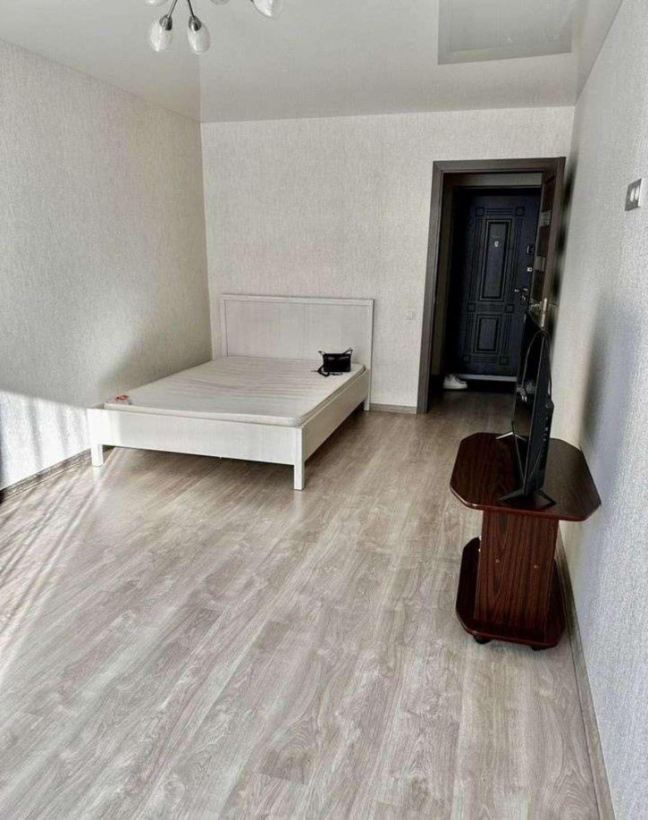 1-комн квартира Дыбенко улица, 27в
