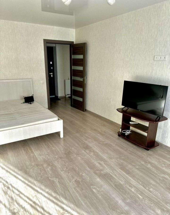 1-комн квартира Дыбенко улица, 27в