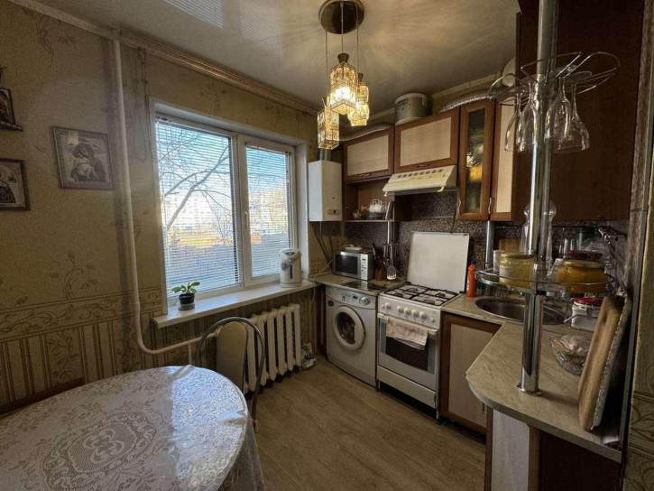 2-комн квартира Маршала Жукова улица, 317