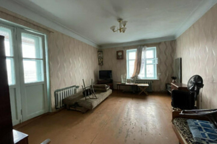 3-комн квартира Базарная пл, 9