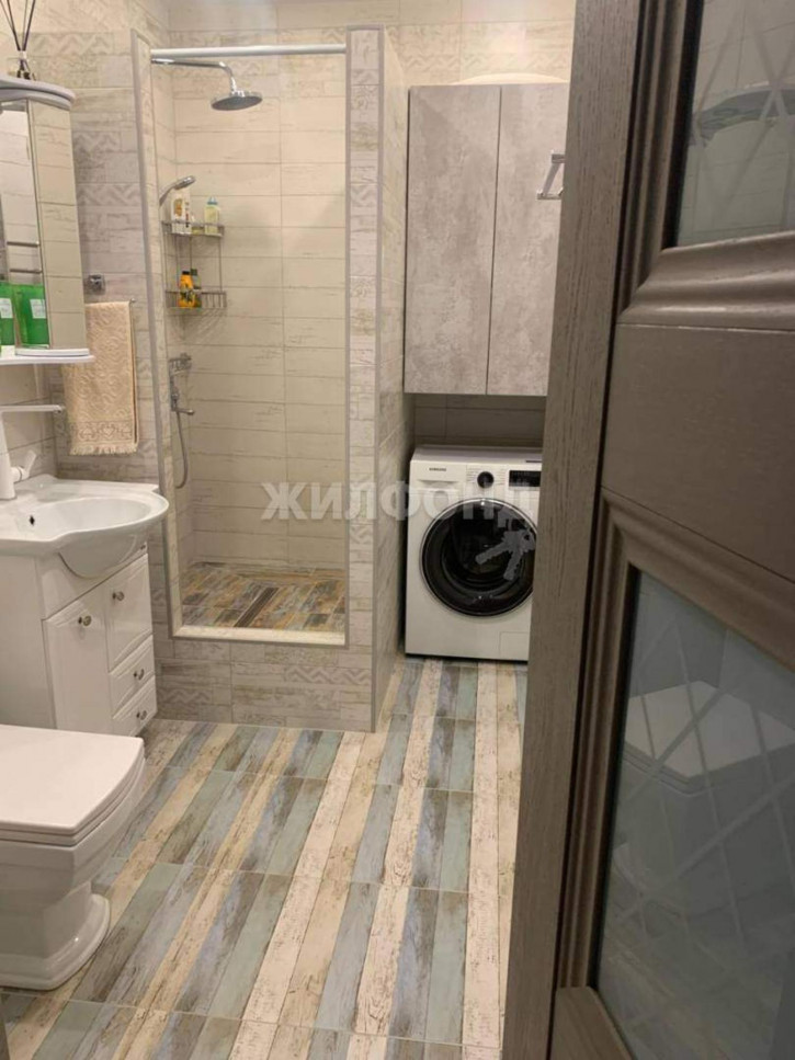 2-комн квартира Просвещения улица, д.84