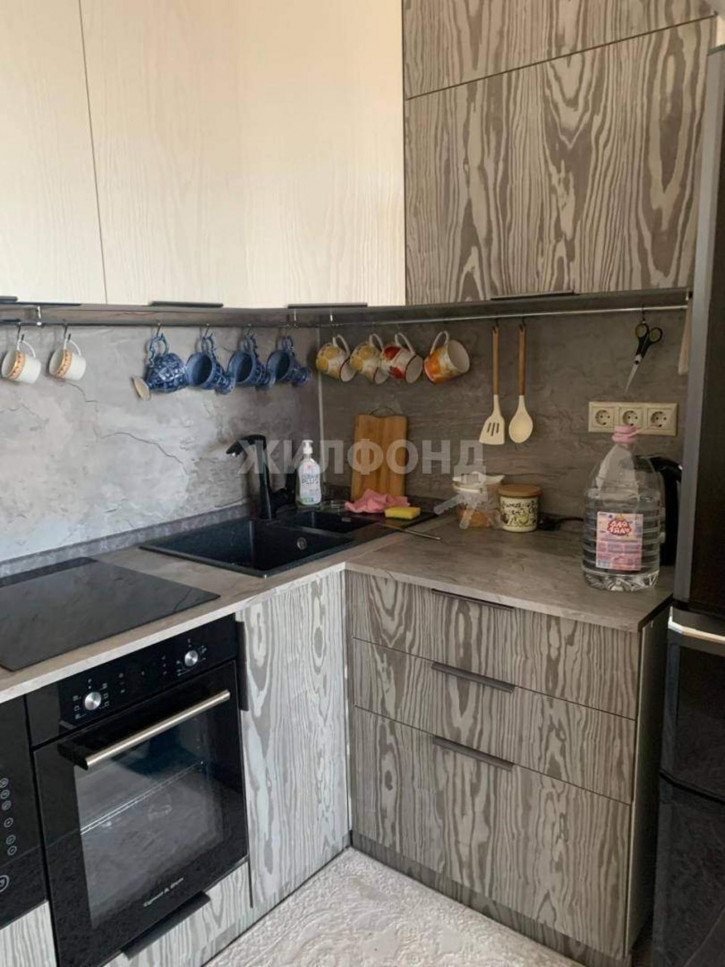 2-комн квартира Просвещения улица, д.84