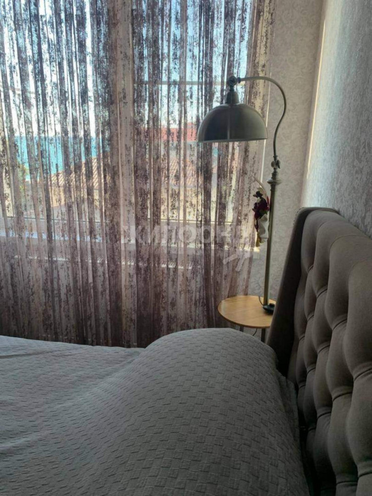 2-комн квартира Просвещения улица, д.84