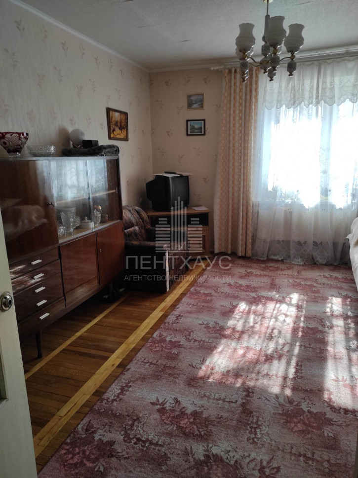 3-комн квартира ул Белоконской, 16