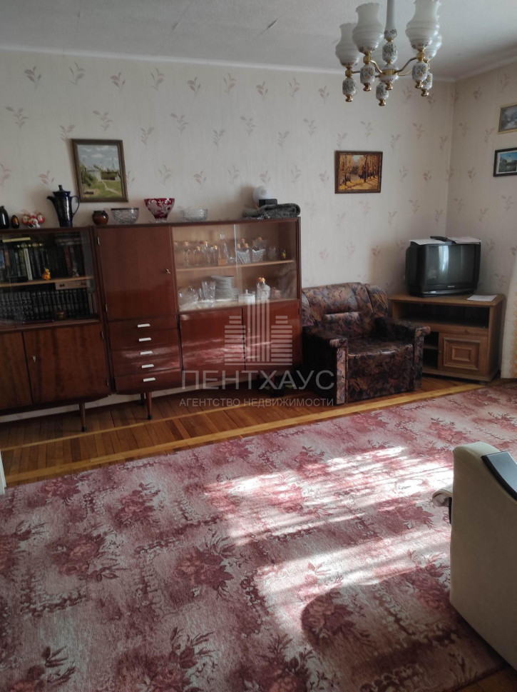 3-комн квартира ул Белоконской, 16