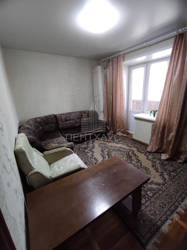 3-комн квартира ул Белоконской, 16