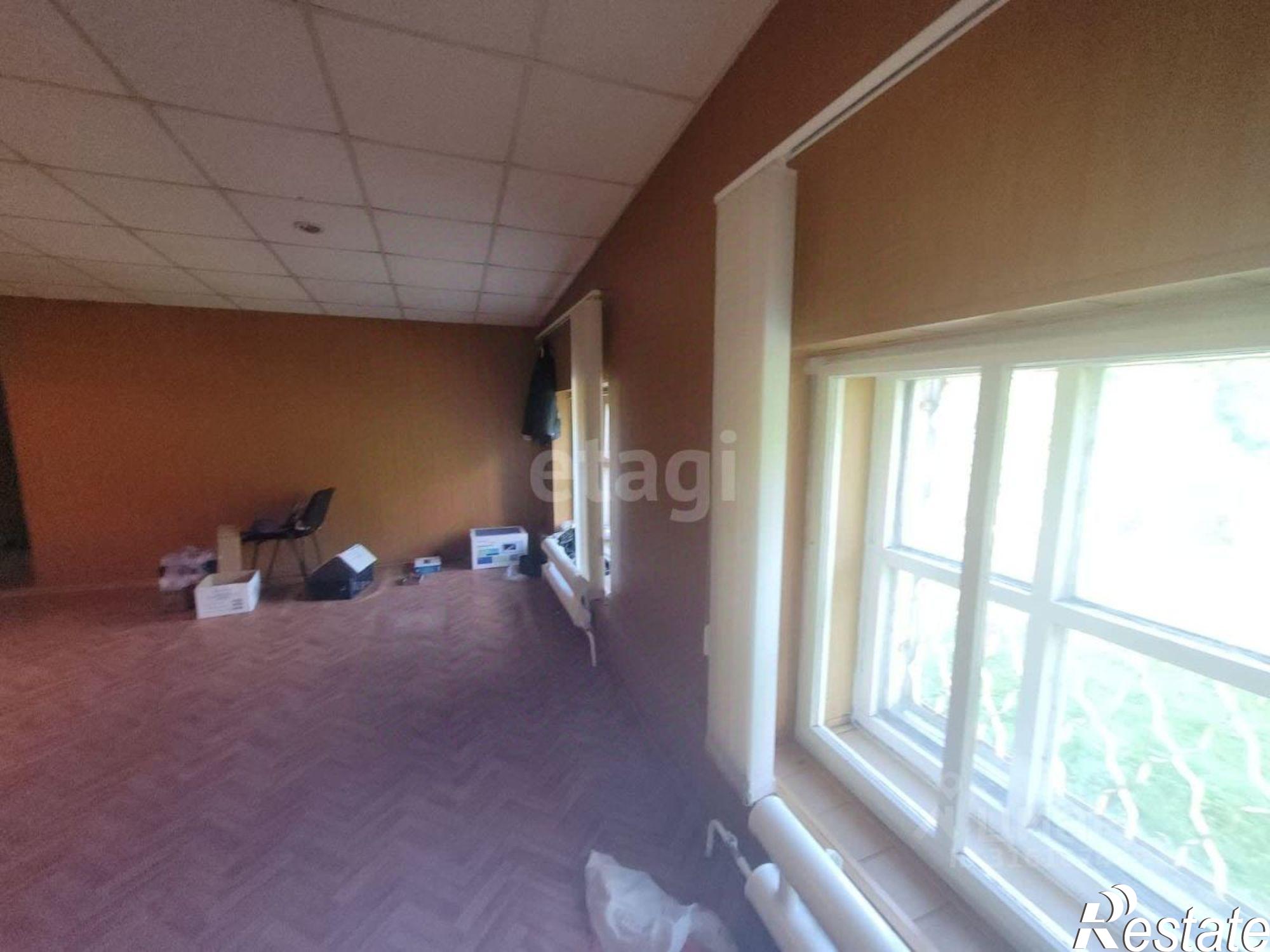 Купить складское помещение за 17 830 400 рублей на ул Кирова, 4