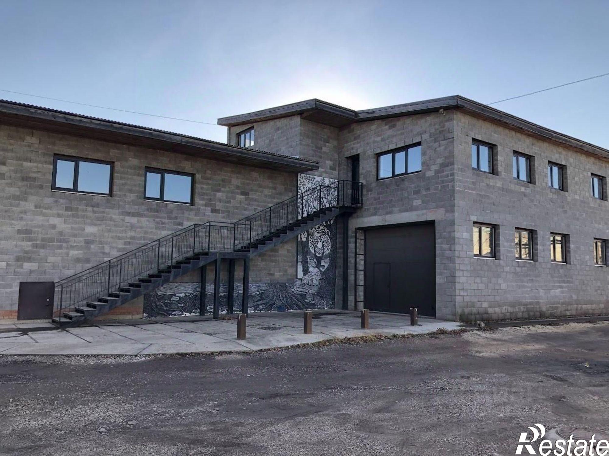 Купить ОСЗ, отдельно стоящее здание за 17 987 800 рублей на Лысьва, улица Коммунаров, 117