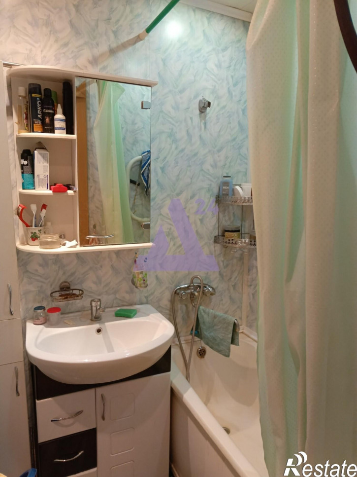 3-комн квартира улица Анатолия, дом 41