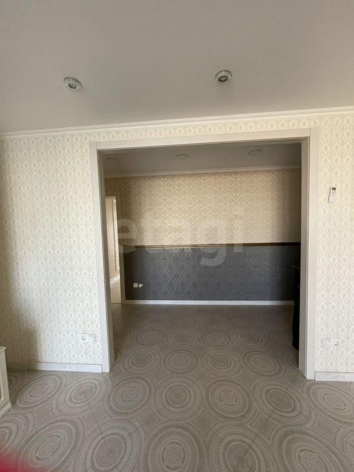 4-комн квартира улица Карла Маркса, 99