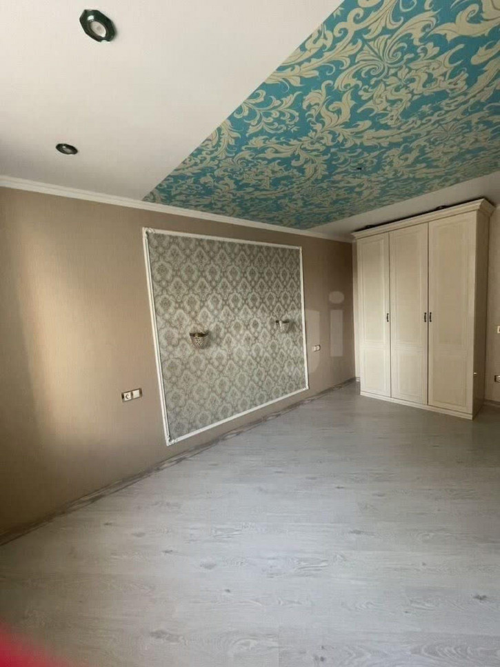 4-комн квартира улица Карла Маркса, 99