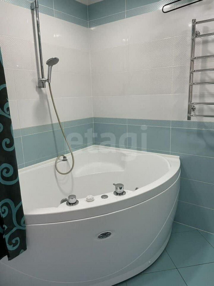 4-комн квартира улица Карла Маркса, 99