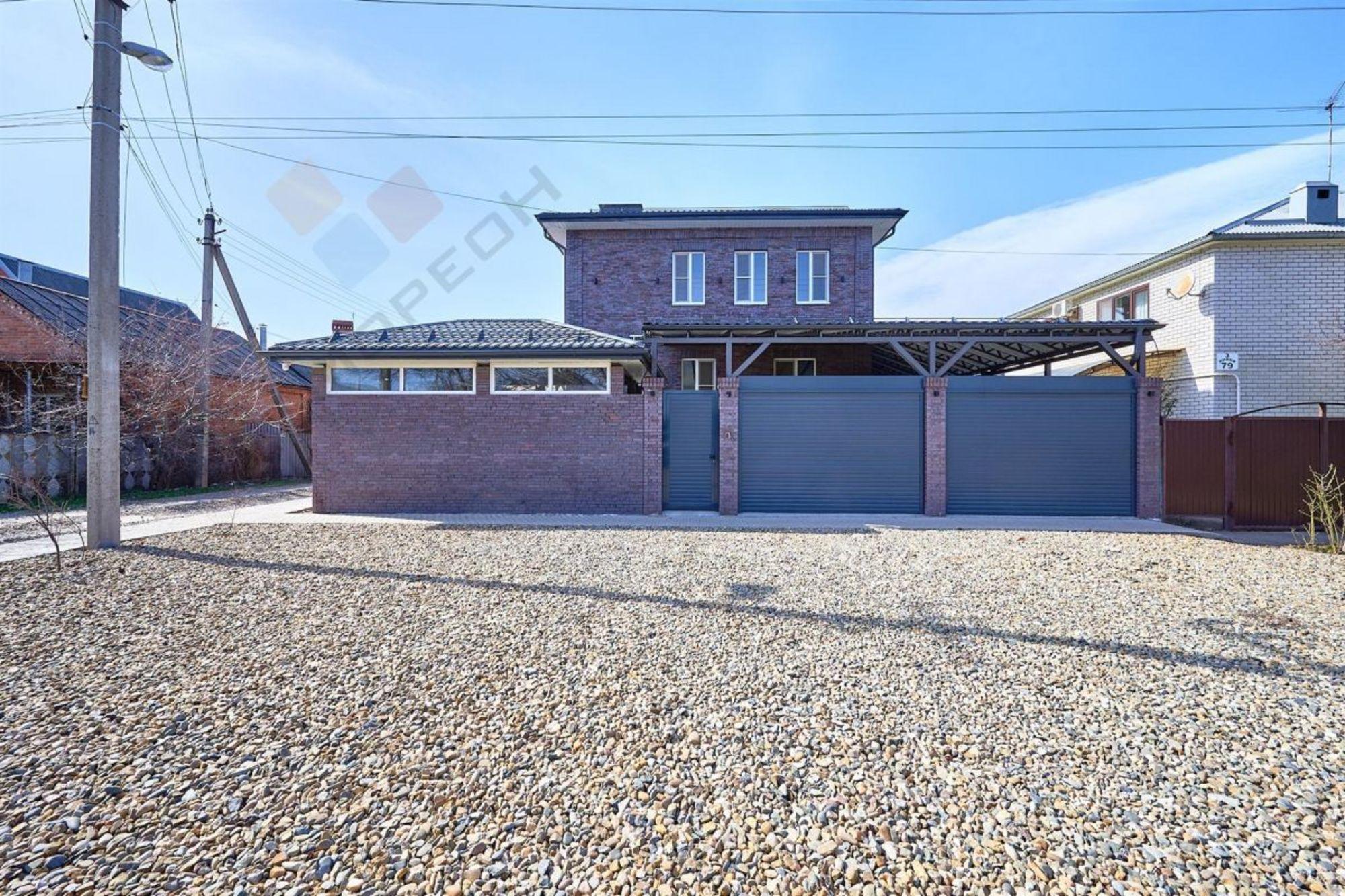 Купить дачу, дом, коттедж за 35 000 000 рублей на 3-я Линия ул, 77